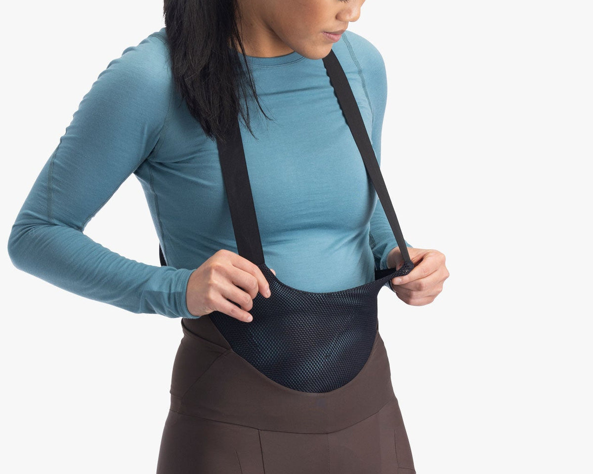 Soft and stretchy bib straps