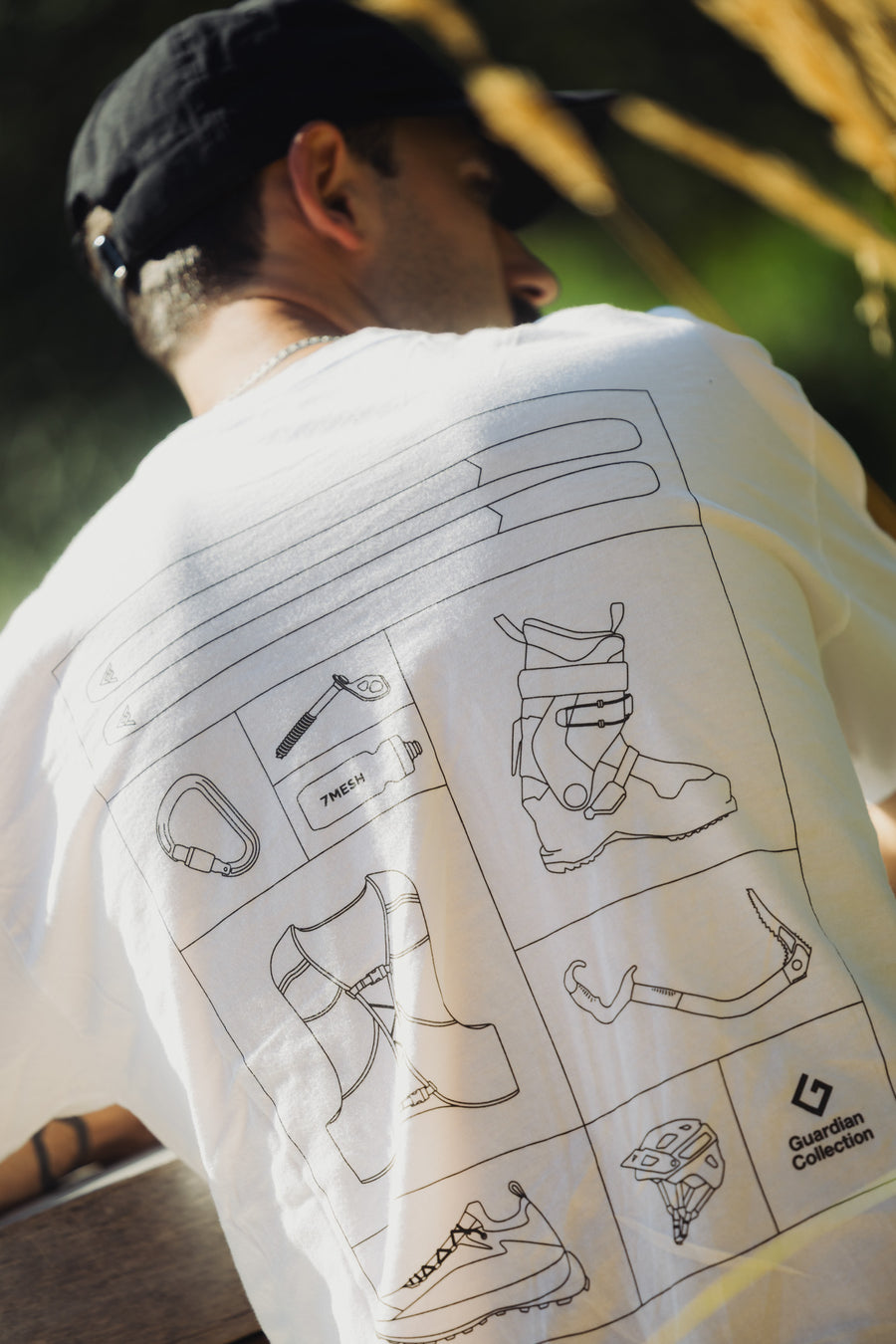 Podium Tee Unisex - Guardian/White